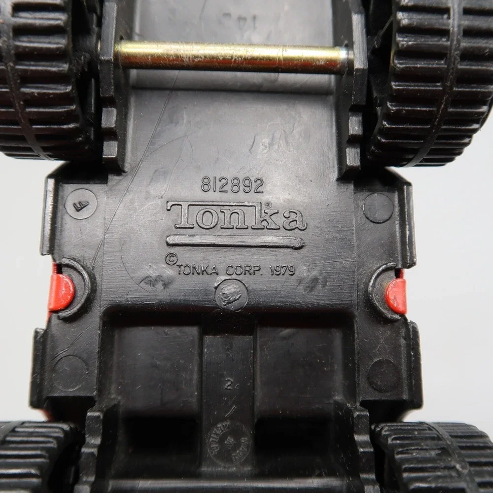 Vintage Red and Black Tonka Jeep Truck No Roll Bar 4.5